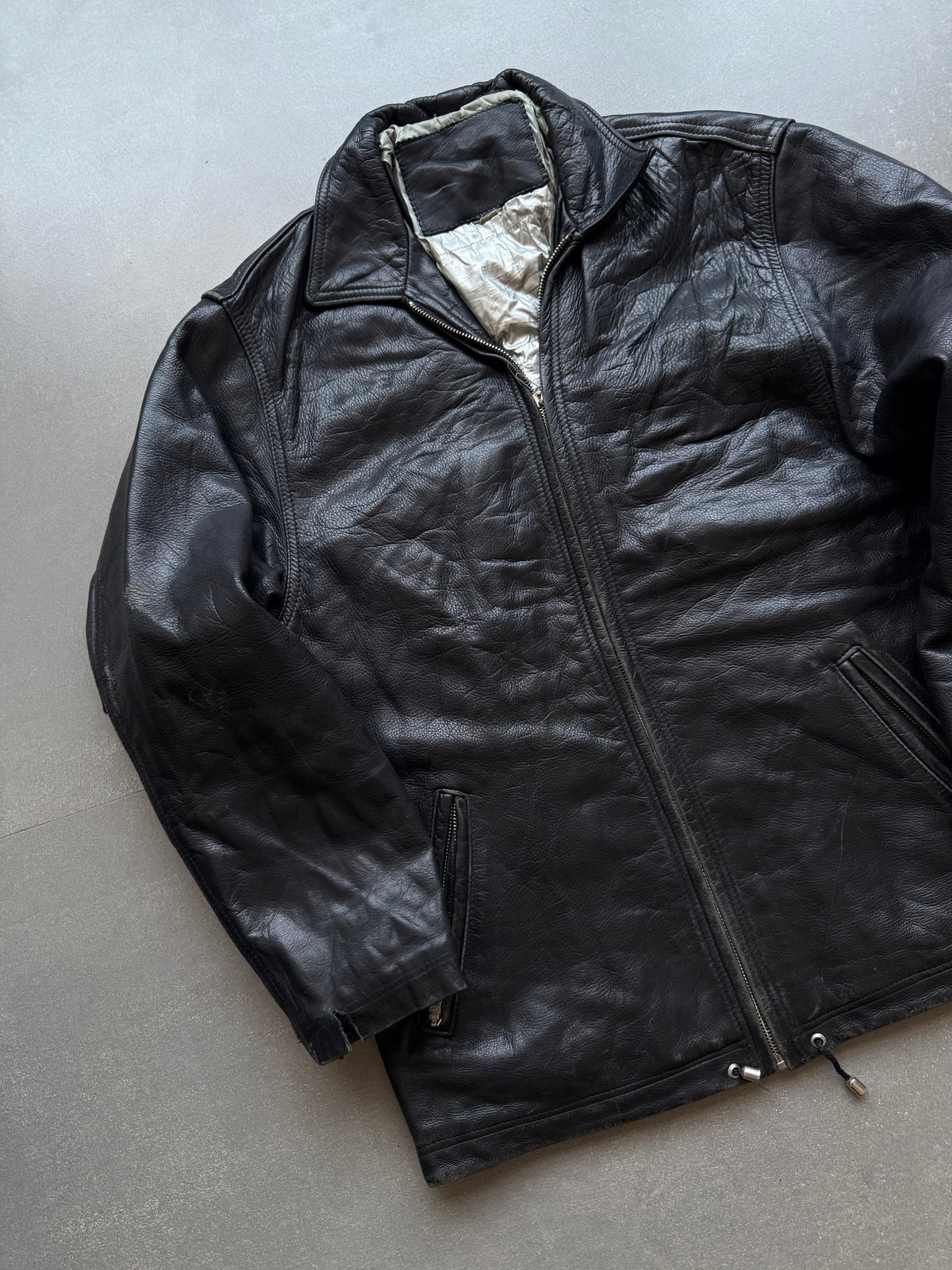 VINTAGE LEATHER JACKET