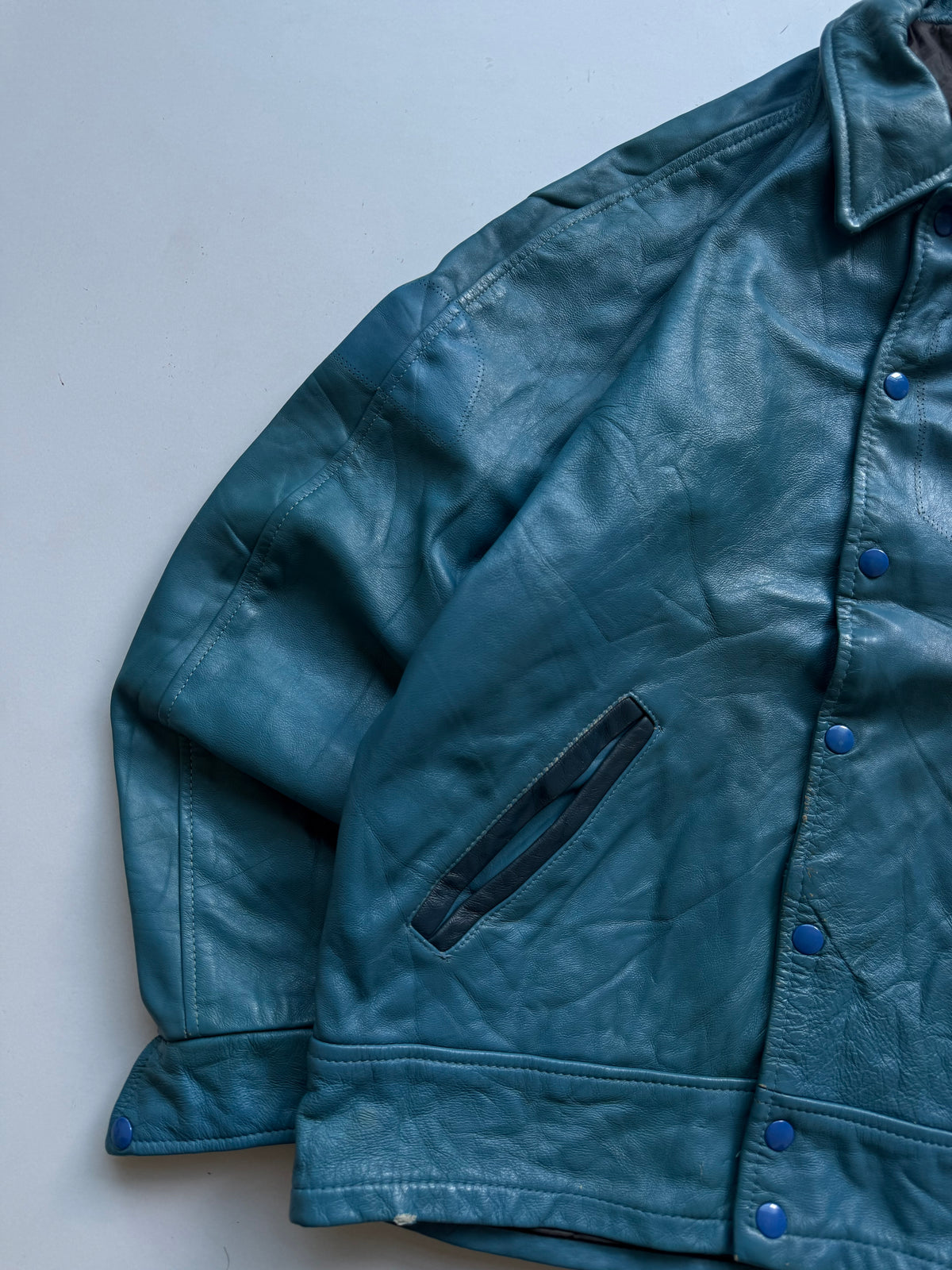 VINTAGE LEATHER JACKET