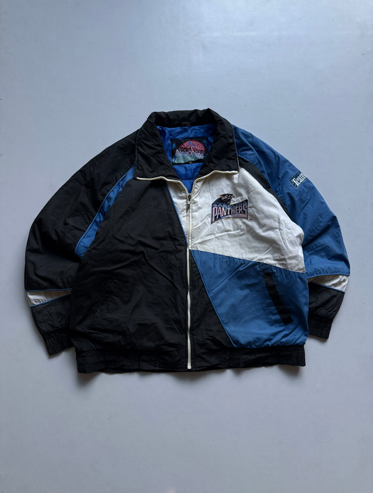 VINTAGE 90’s RARE CAROLINA PANTHERS DANIEL YOUNG NFL JACKET